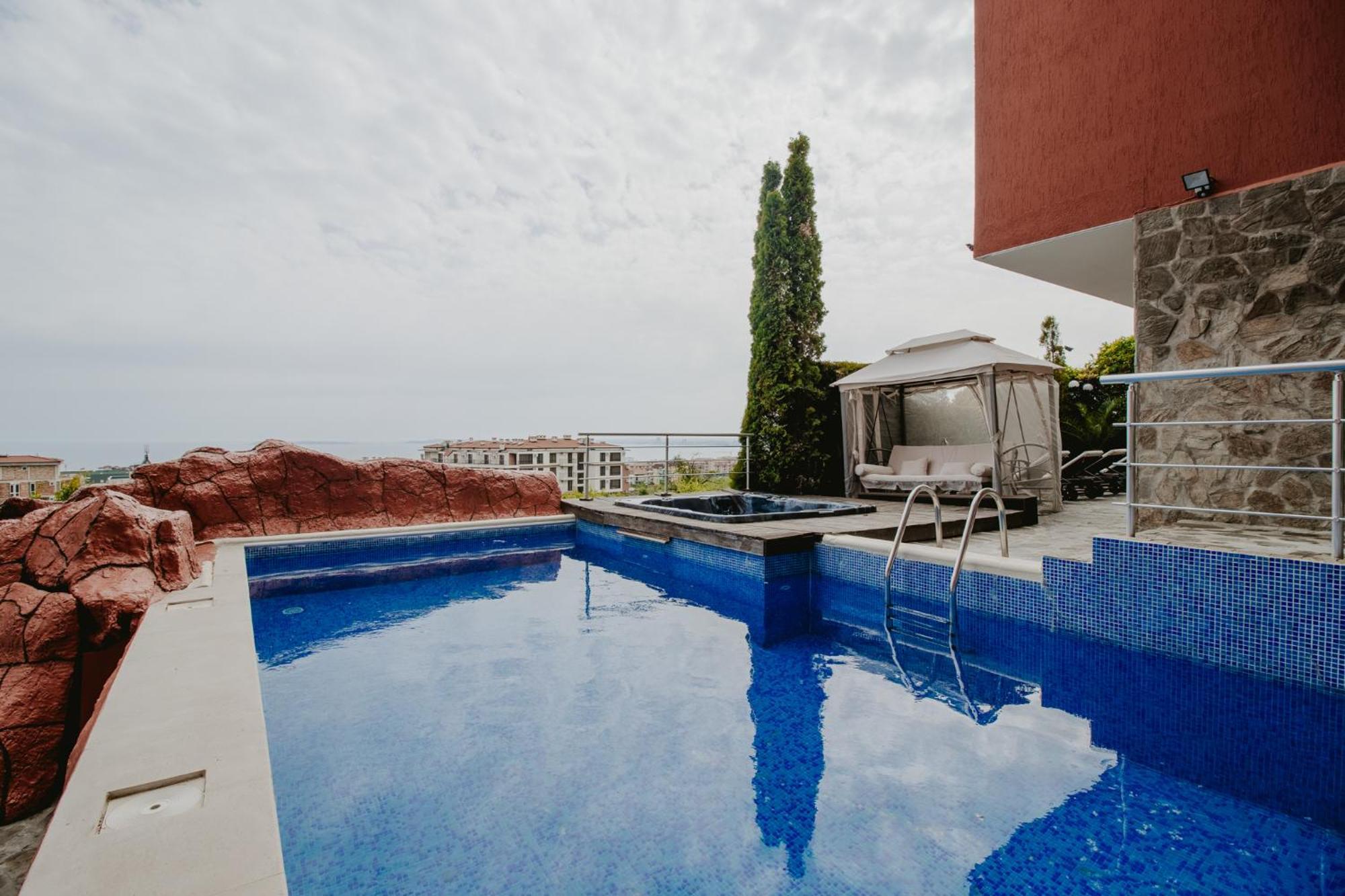 Red Iguana Hotel Sveti Vlas Exterior foto