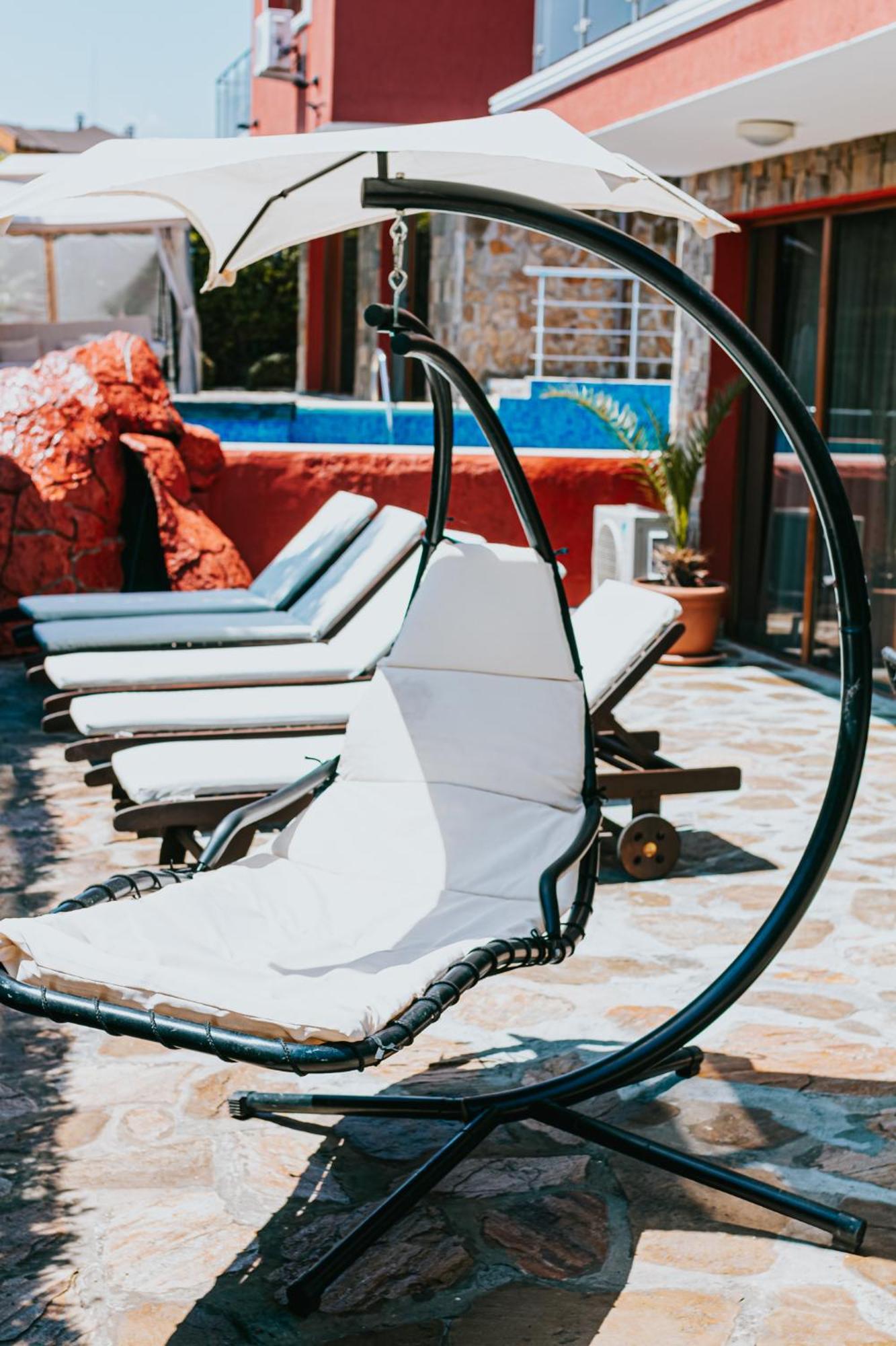 Red Iguana Hotel Sveti Vlas Exterior foto